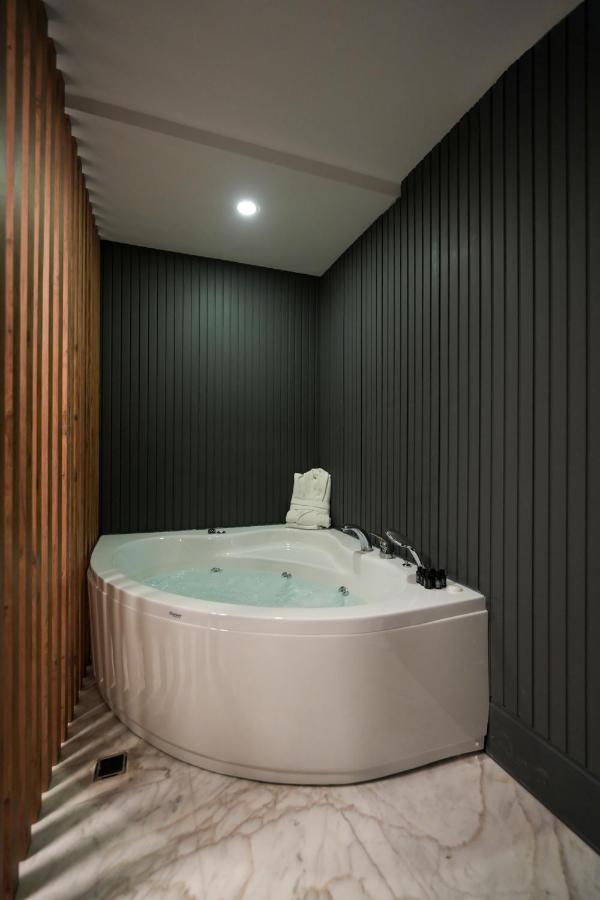 איסטמבול Hotel Kurucesme Business מראה חיצוני תמונה